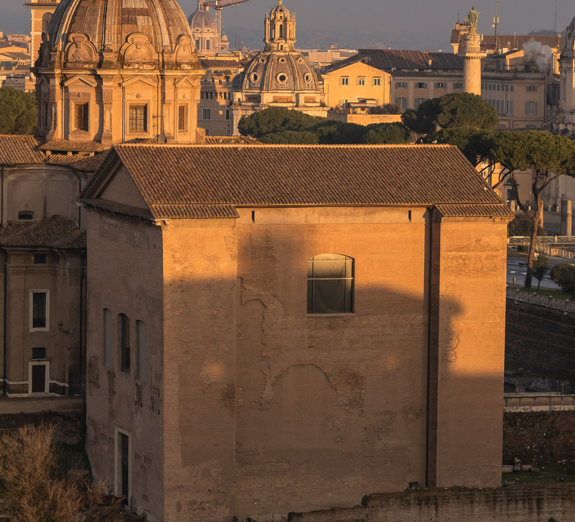 Curia Iulia