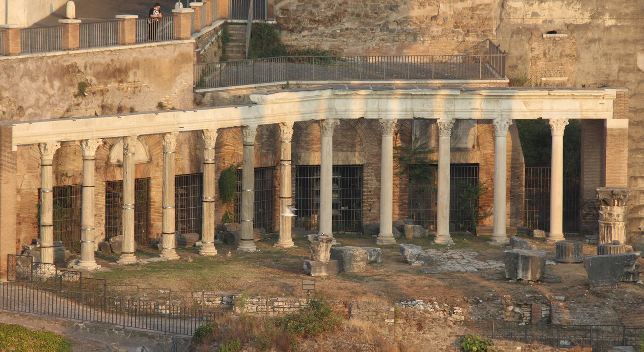 Portico degli Dei Consenti