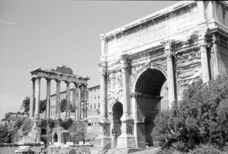 1-00021/ 07563/ 16789 - Roma - Foro Romano - Comizio