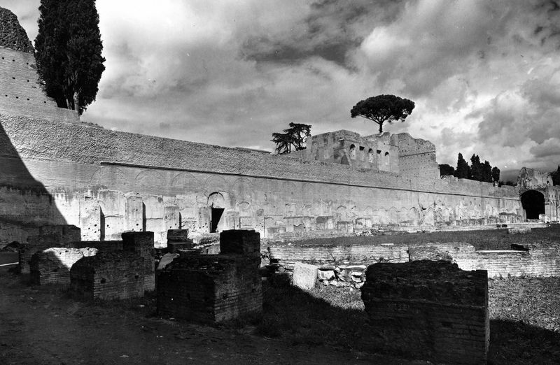 006395 - monumento - Stadio di Domiziano, lato settentrionale, dopo i lavori di restauro. Neg. serie F nÂ°1665