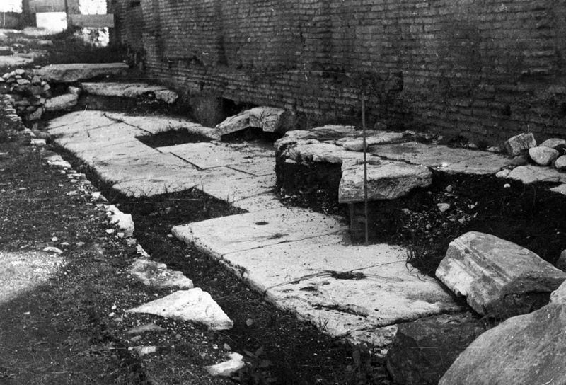 011548 - scavo archeologico - Basilica Emilia, Scavi 1946/48; Neg. Serie Film Nr. 1504 [Reg. riproduzione 03/07/1985]