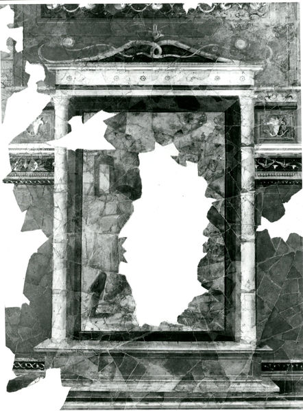 002046 - reperto - Casa di Augusto, "Studiolo di Augusto" c.d., cubicolo superiore, parete settentrionale: pittura parietale in secondo stile pompeiano, dopo il distacco e restauro, con ricollocazione in situ su pannelli. Bibliografia: Musatti, G. "Casa di Augusto sul Palatino. L'intervento di restauro e considerazioni sulla decorazione pittorica" in Bollettino d'Arte 2, aprile-giugno 2009 (serie VII) pp. 21 e ss. / Iacopi, I. "Casa di Augusto, le pitture" Electa 2007

Neg. serie 6x6 nÂ° 18658