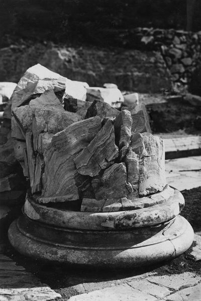 011200 - reperto - Basilica Emilia, frammenti di colonne in marmo cipollino, all'interno dell'aula. Neg. serie Film nÂ°1252