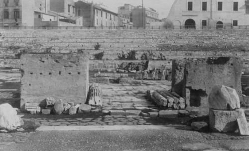 - Foro Romano. Area del Comizio e Lapis Niger