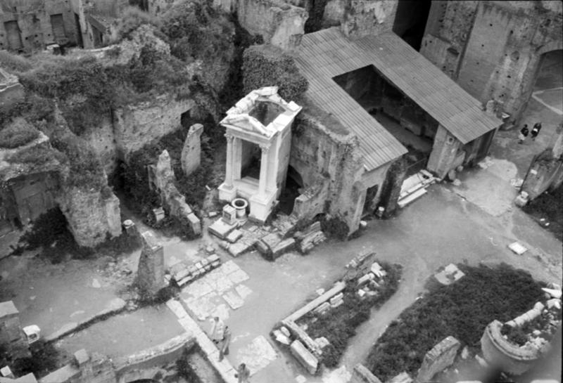 1-00023/ 07565/ 16791 - Roma - Foro Romano