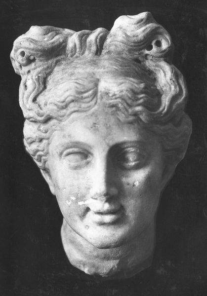 C000593 - restauro - Colosseo, settore sud-est, primo ordine, particolare di uno dei blocchi di travertino prima dell'intervento di restauro; neg. serie M15