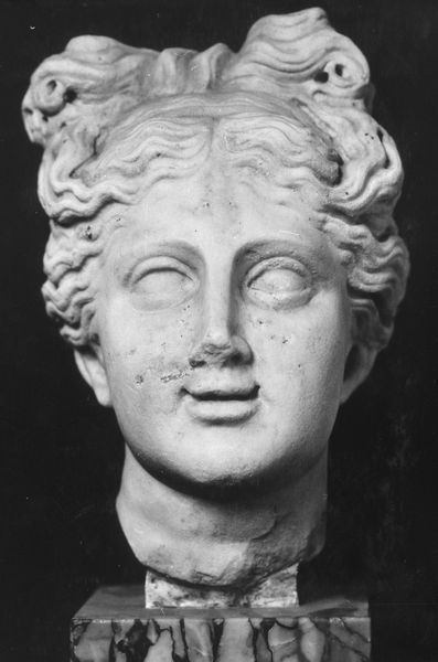 C000598 - restauro - Colosseo, settore sud-est, primo ordine, particolare di uno dei blocchi di travertino prima dell'intervento di restauro; neg. serie M15