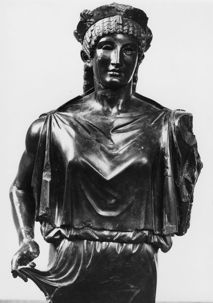 C000665 - monumento - Colosseo, settore settentrionale  primo ordine, veduta di un corridoio radiale. A sinistra alcuni blocchi di marmo dell'epigrafe monumentale di Teodosio II e Valentiniano III; neg. serie I122