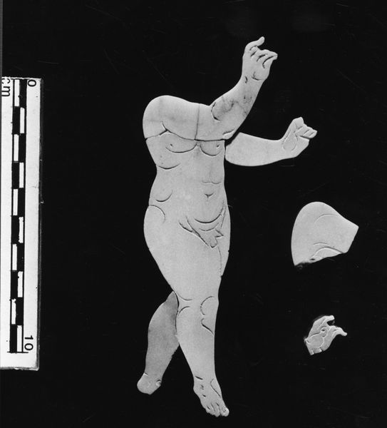 005833 - reperto - Crustae marmoree parietali raffiguranti eroti, realizzati in marmo giallo antico. Bibliografia di riferimento: "Museo Palatino, le Collezioni" a cura di M.T. Tomei e C. Gasparri, Electa 2014 pp. 190-194. Neg. serie Film nÂ° 2478