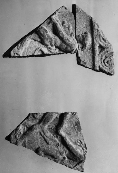 C000870 - reperto - Colosseo, settore occidentale, primo ordine. Iscrizione relativa al restauro di Rufo Cecina Felice Lampadio (foto 1982); neg. serie I264