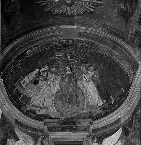 005471 - monumento - Palatino, Chiesa di S. Teodoro, il dipinto sull'abside; neg. serie 6x6, n. 2276