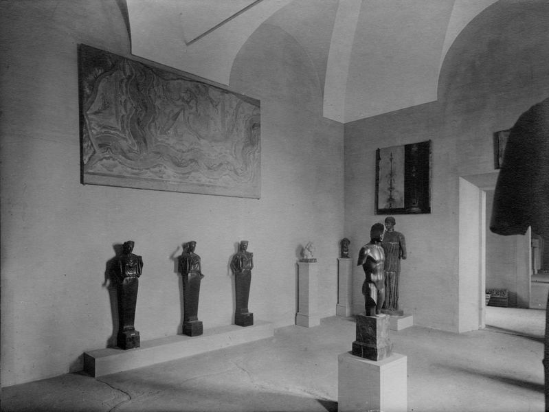 C001045 - monumento - Colosseo, veduta del versante orientale della cavea e dell'ingresso est; neg. serie I283