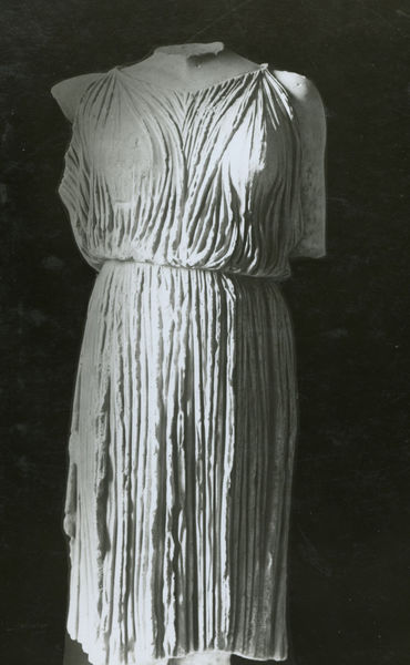C001248 - monumento - Colosseo, settore nord-orientale, chiesa di S. Maria della PietÃ . Iscrizione commemorativa del restauro della chiesa effettuato dall'Arciconfraternita del Gonfalone nel 1622 (foto settembre1988); neg. serie I2164