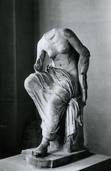 C001251 - monumento - Colosseo, settore nord-orientale, chiesa di S. Maria della PietÃ . Iscrizione funeraria del sacerdote Francesco Roviba (foto settembre 1988); neg. serie L2164