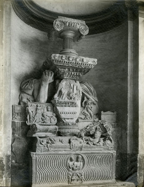 C001270 - elaborato grafico - Colosseo, ingresso occidentale, primo ordine. Particolare del Golgota nell'affresco raffigurante la cittÃ  di Gerusalemme (XVI-XVII secolo); neg. serie L19