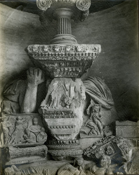 C001271 - elaborato grafico - Colosseo, ingresso occidentale, primo ordine. Affresco raffigurante la cittÃ  di Gerusalemme (XVI-XVII secolo). Particolare degli edifici della cittÃ ; neg. serie L19