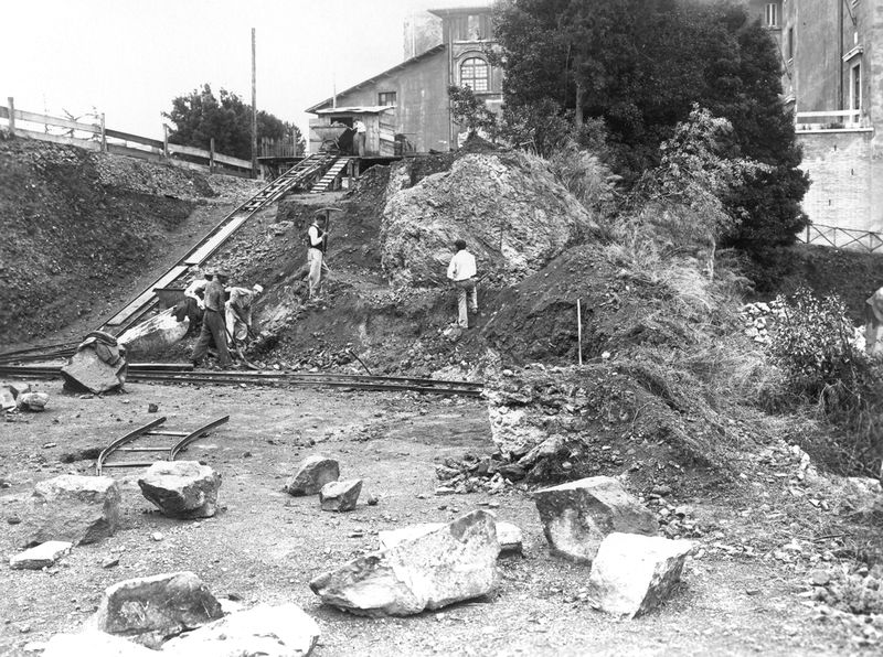 011504 - scavo archeologico - Basilica Emilia, scavi dal 1932-1936-1942, verso via dell'Impero, visto ovest. Neg. serie E nÂ° 1135