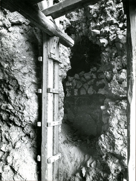001944 - restauro - Casa di Augusto, consolidamento delle strutture murarie per la ricollocazione del rivestimento parietale. Restauri 1970/1971. Neg. serie 9x12 nÂ° 976