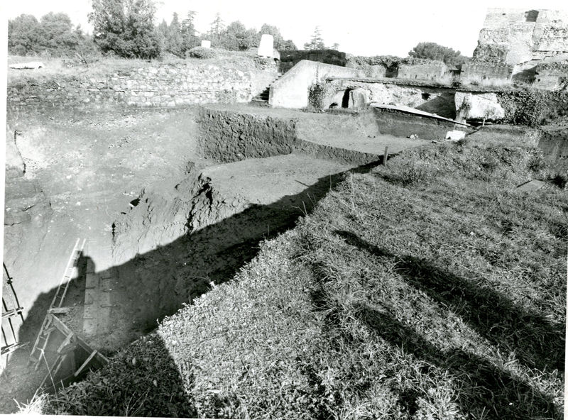 002468 - scavo archeologico - Casa di Augusto, settore ovest del peristilio orientale. Anno di scavo 1971. Neg. serie Film nÂ° 290