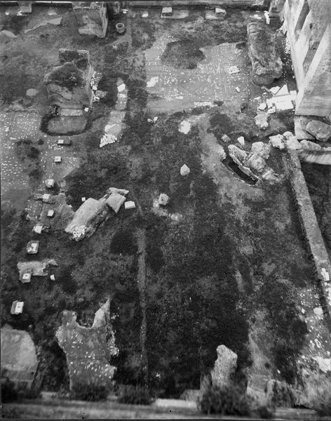 011096 - monumento - Foro Romano, Basilica di Massenzio, veduta dall'alto degli avanzi del pavimento e del piano di allettamento dello stesso; neg. serie C, n. 337