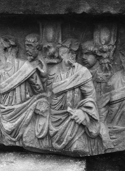 020681 - monumento - Foro Romano, Base dei Decennali,  lato est, personaggi del seguito imperiale, particolare dei personaggi; Ist. Arch. German. (1935) n. 359