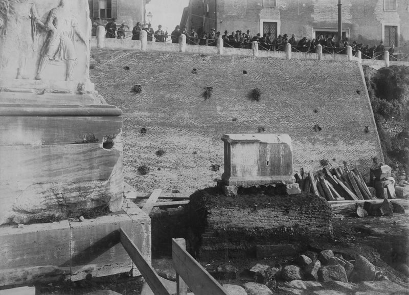 020664 - monumento - Foro Romano, Base di Costanzo II, dopo la sistemazione; neg. serie C, n. 67