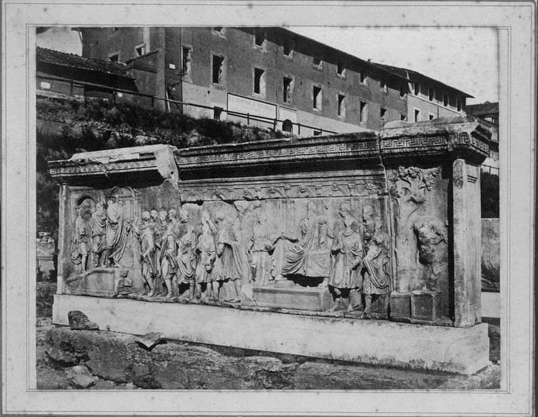 015876 - monumento - Foro Romano, Plutei di Traiano, il rilievo con l'institutio alimentaria (foto fine sec. XIX); senza negativo