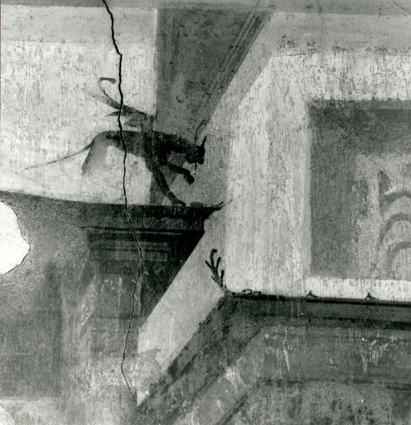 C001896 - restauro - Colosseo, settore nord, primo ordine, cuneo 44, stato degli ambienti prima dei lavori per biglietteria, particolare delle murature (Per. 75/84); neg. serie L, n. 501