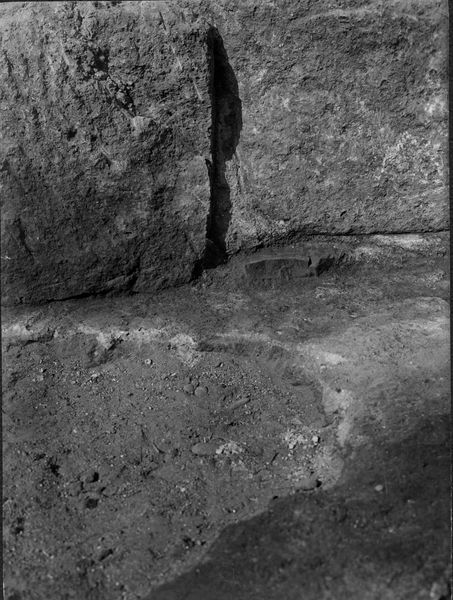 017876 - monumento - Foro Romano, Tempio di Giove Statore (?), particolare del basamento (?); senza negativo