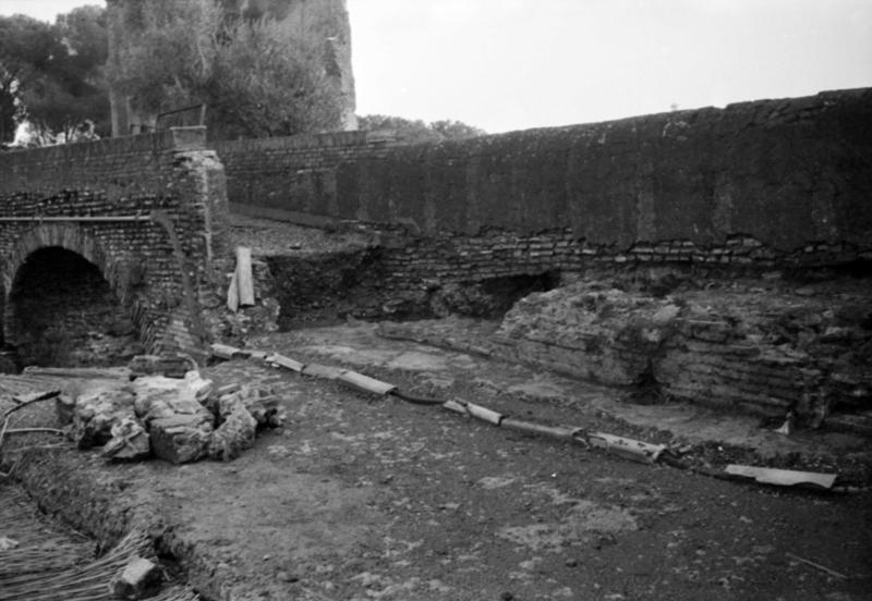1-00037/ 08672/ 16805 - Roma - Palatino - Terme Severiane