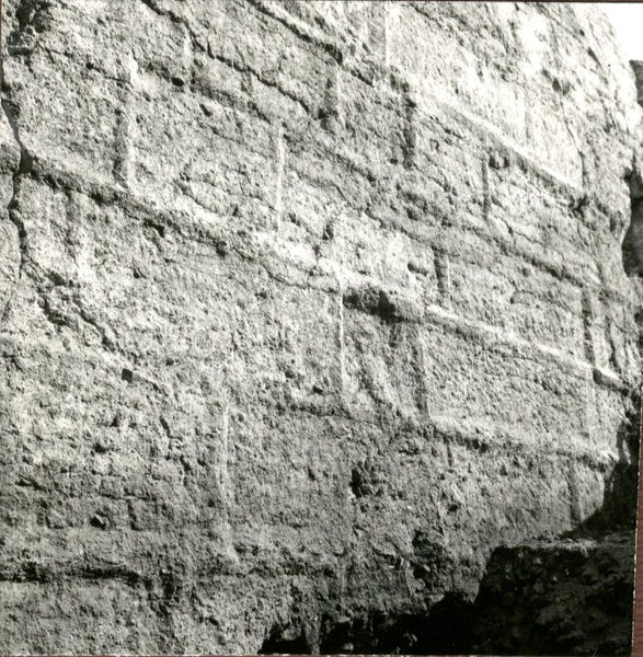 C002348 - monumento - Colosseo, veduta del prospetto sud durante l'allestimento di cartelloni pubblicitari (foto 1985); neg. serie L, n. A 84