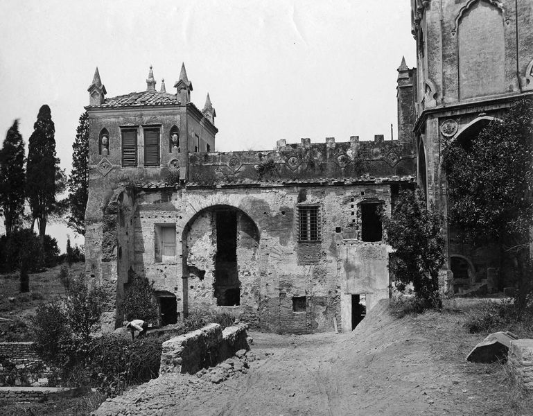 022613 - monumento - Palatino, Domus Augustana, Villa Mills, particolare della porzione sinistra della facciata meridionale; negativo serie C, n. 536