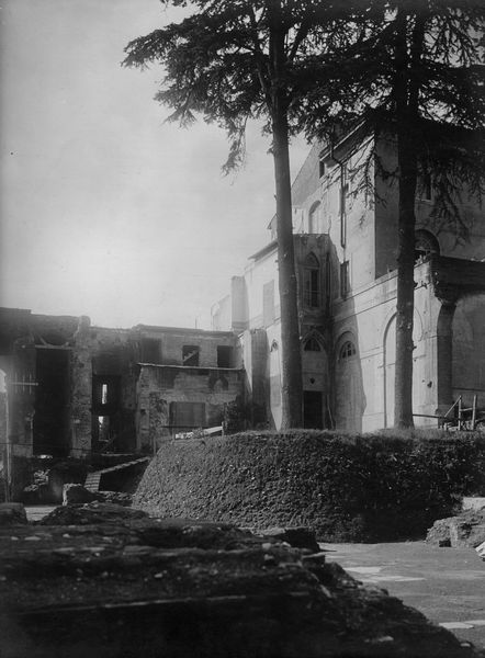 022572 - monumento - Palatino, Domus Augustana, Villa Mills, ex Convento della Visitazione, durante la demolizione; n. serie E, n. 678