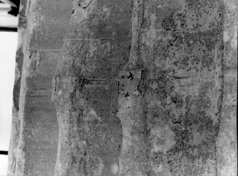 012781 - monumento - Foro Romano, Colonna di Foca, lo stato di conservazione prima dell'intervento del 1982, particolare del fusto; FILM 996