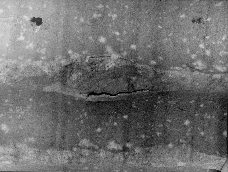 012785 - monumento - Foro Romano, Colonna di Foca, lo stato di conservazione prima dell'intervento del 1982, particolare del fusto; FILM 996