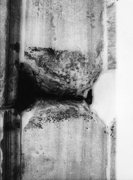 012792 - monumento - Foro Romano, Colonna di Foca, particolare di un giunto del fusto; FILM 1708