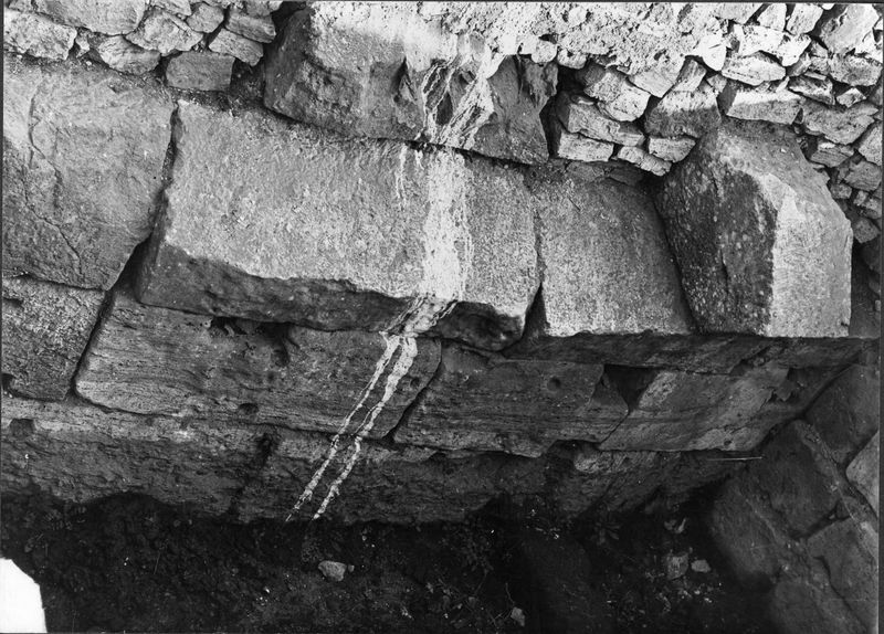 012721 - monumento - Foro Romano, Cloaca Massima, particolare del tratto sotto la Basilica Emilia; neg. serie A, n. 331. Inv. n. 5788