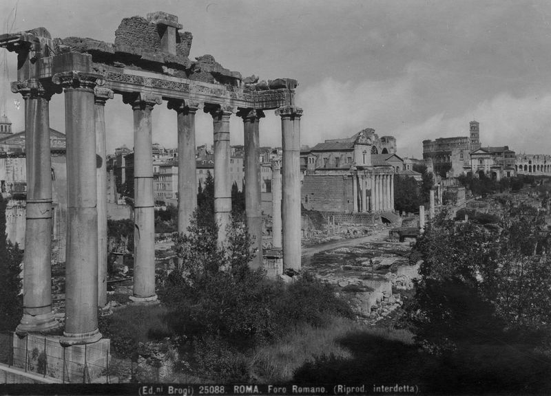 020035 - monumento - Foro Romano, Tempio di Saturno, veduta dal Campidoglio; senza nagetivo