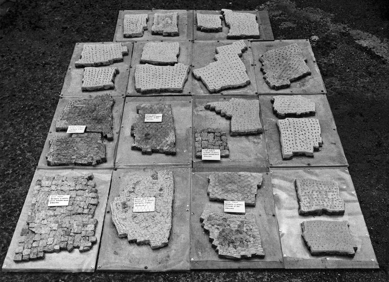 018958 - restauro - Foro Romano, Vicus Tuscus, rimozione del pavimento in laterizi; FILM n. 1954