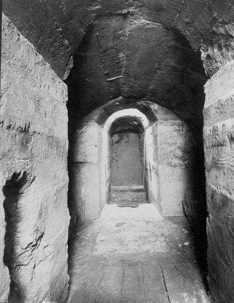 015398 - monumento - Foro Romano, Area Centrale, Gallerie Ipogee, particolare di una camera di manovra; senza negativo