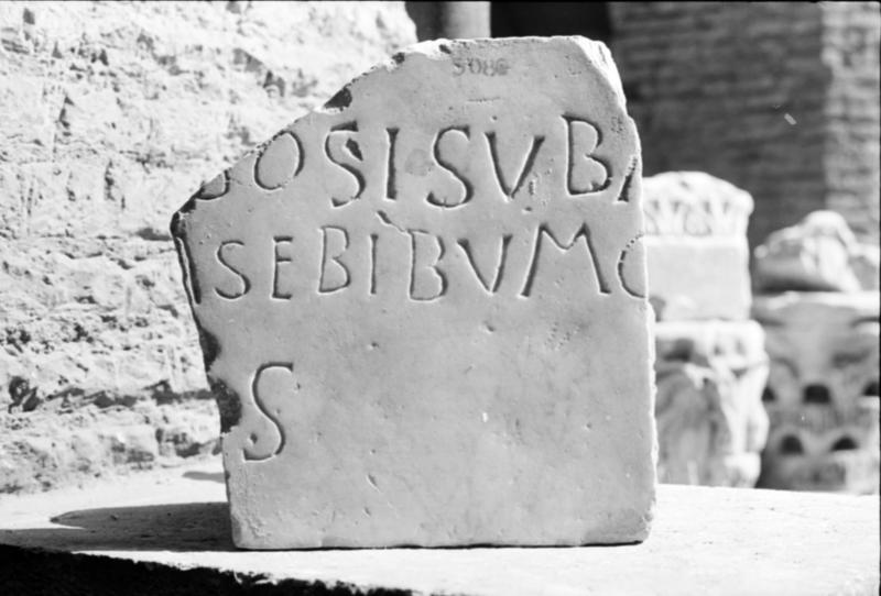 1-00047/ 08878/ 16815 - Roma - Luogo non identificato