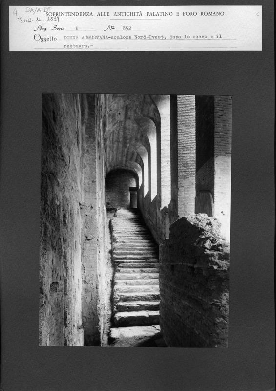 DA-AIDF004.tif