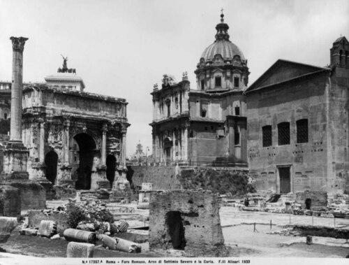  - Foro Romano. Area della Curia e Piazza del Foro Romano.