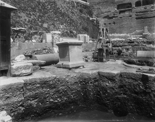  - Foro Romano. Area del Comizio-Niger Lapis. Scavi