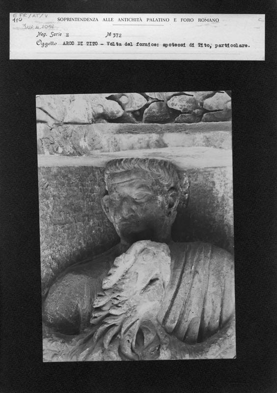 FR-AT-V 006.tif