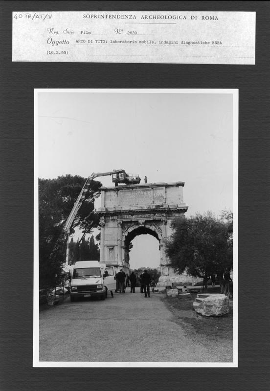 FR-AT-V 040.tif