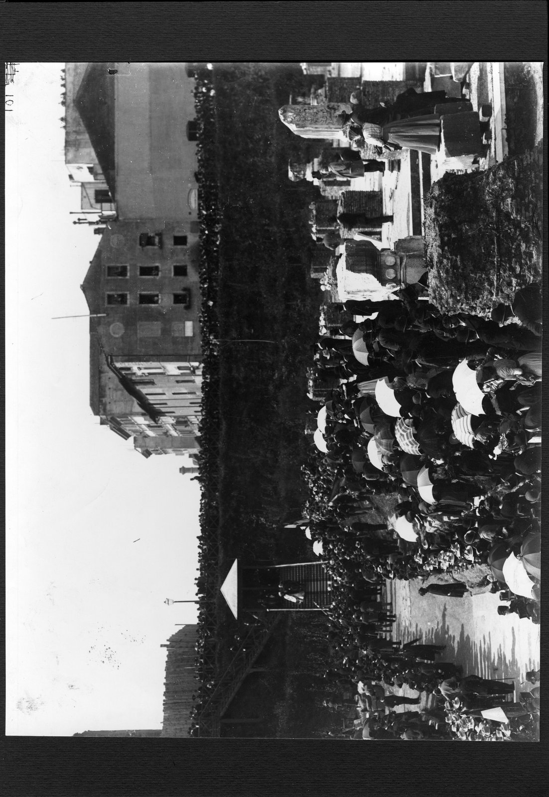 12 FR-BG-V.tif
