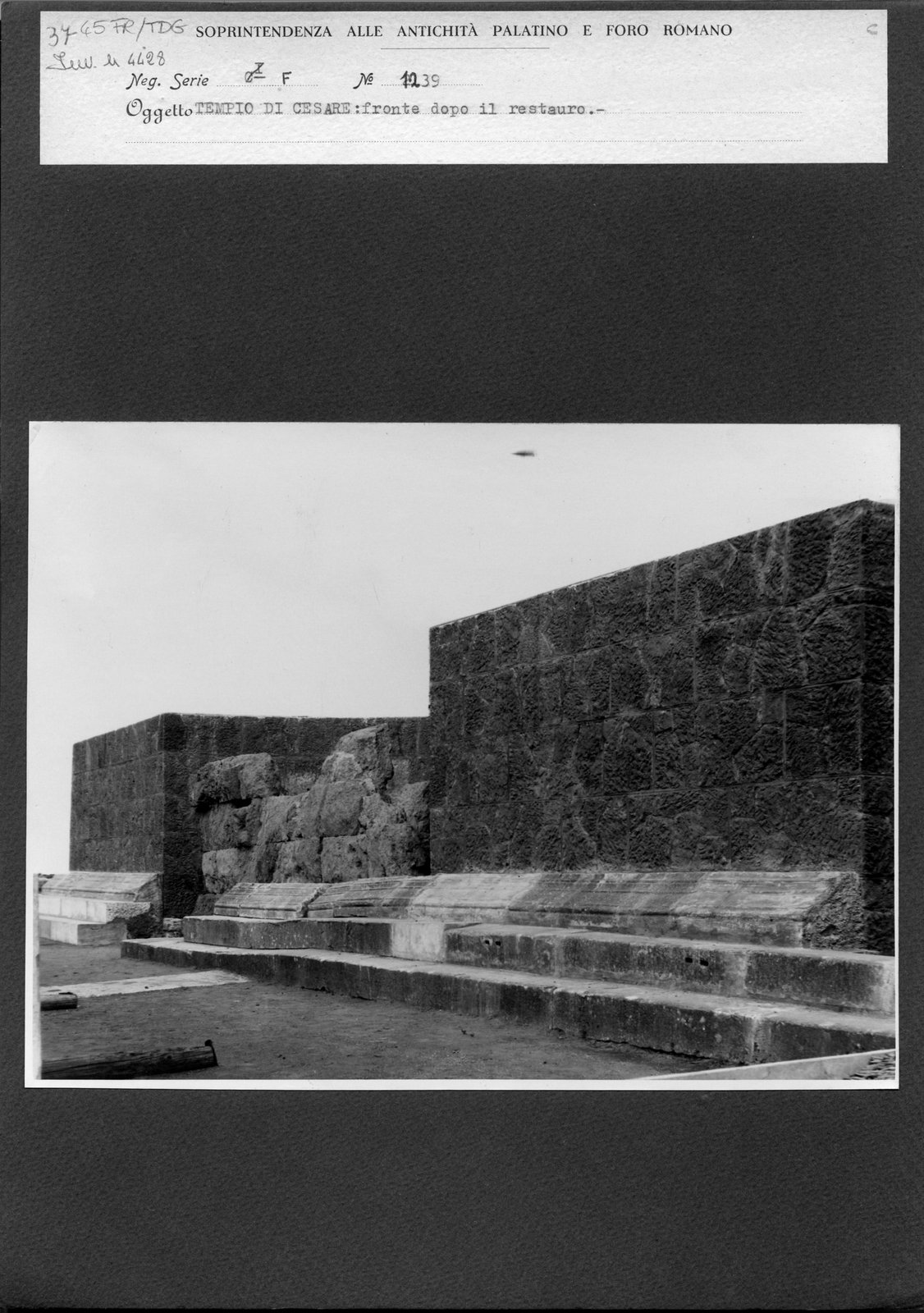 FR-TDG 045.tif