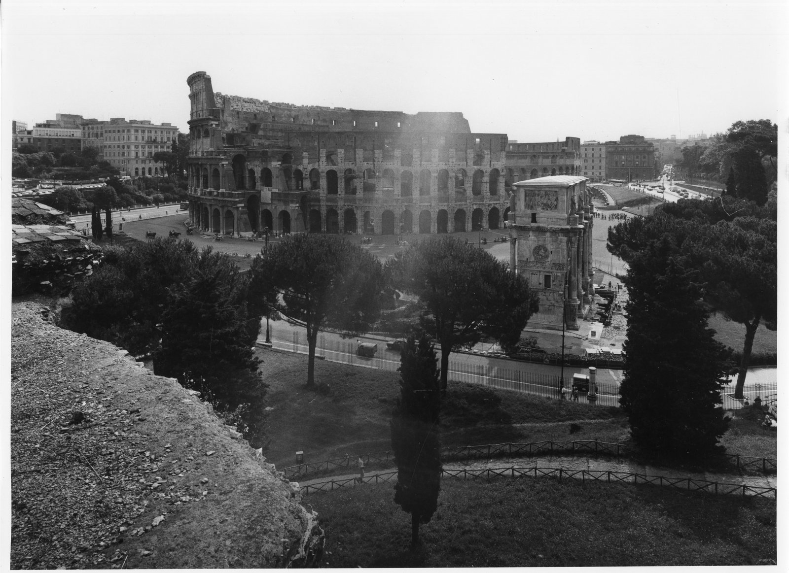 Colosseo - Arco di Costantino - veduta dal Palatino.tif