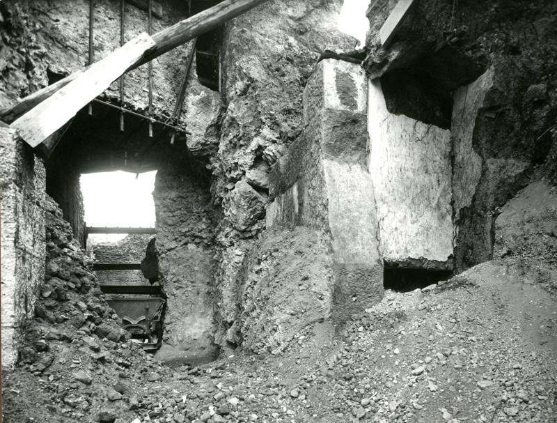 CA-TA-009-asf002272.jpg